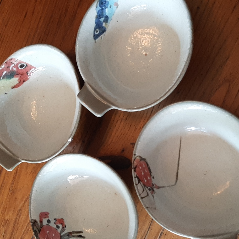 Hand crafted Bowl with handles